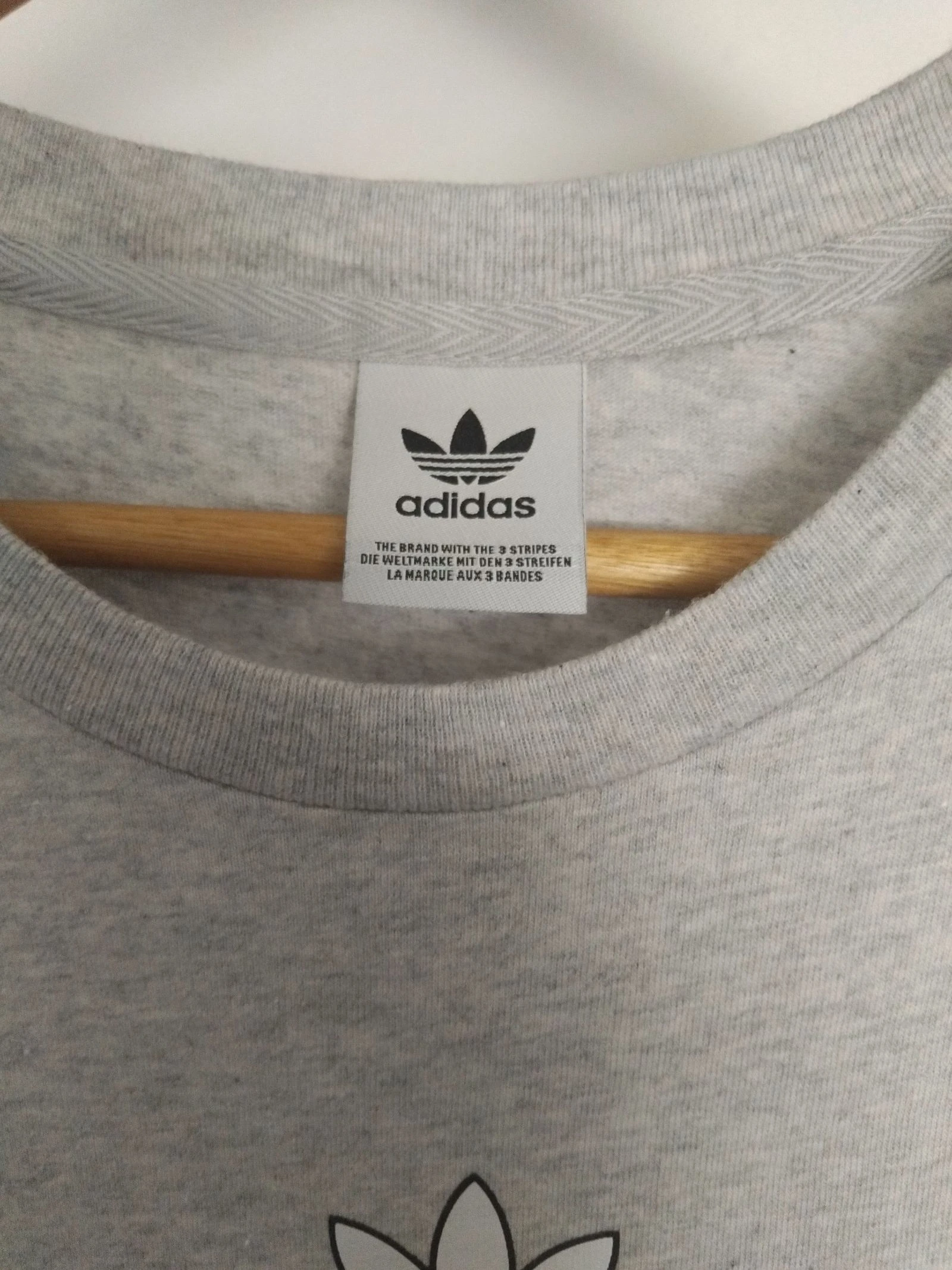 Adidas dress, I only ship via Correos office – photo 2
